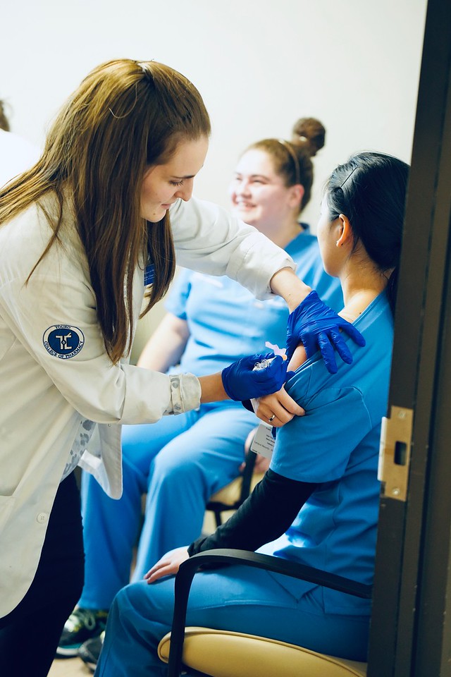 Touro Pharmacy students administered 150 flu vaccinations to TCDM students, faculty, and staff. 